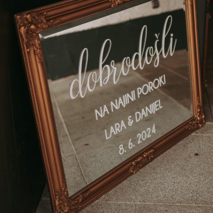 TABLA DOBRODOŠLICE - OGLEDALO - PERSONALIZIRANO