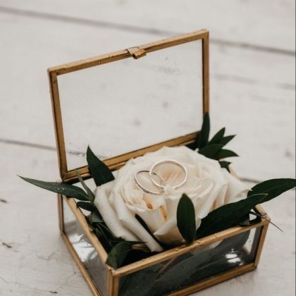 ZLATA ŠKATLICA ZA PRSTANE - M