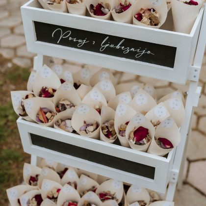 STOJALO ZA CVETNE LISTIČE